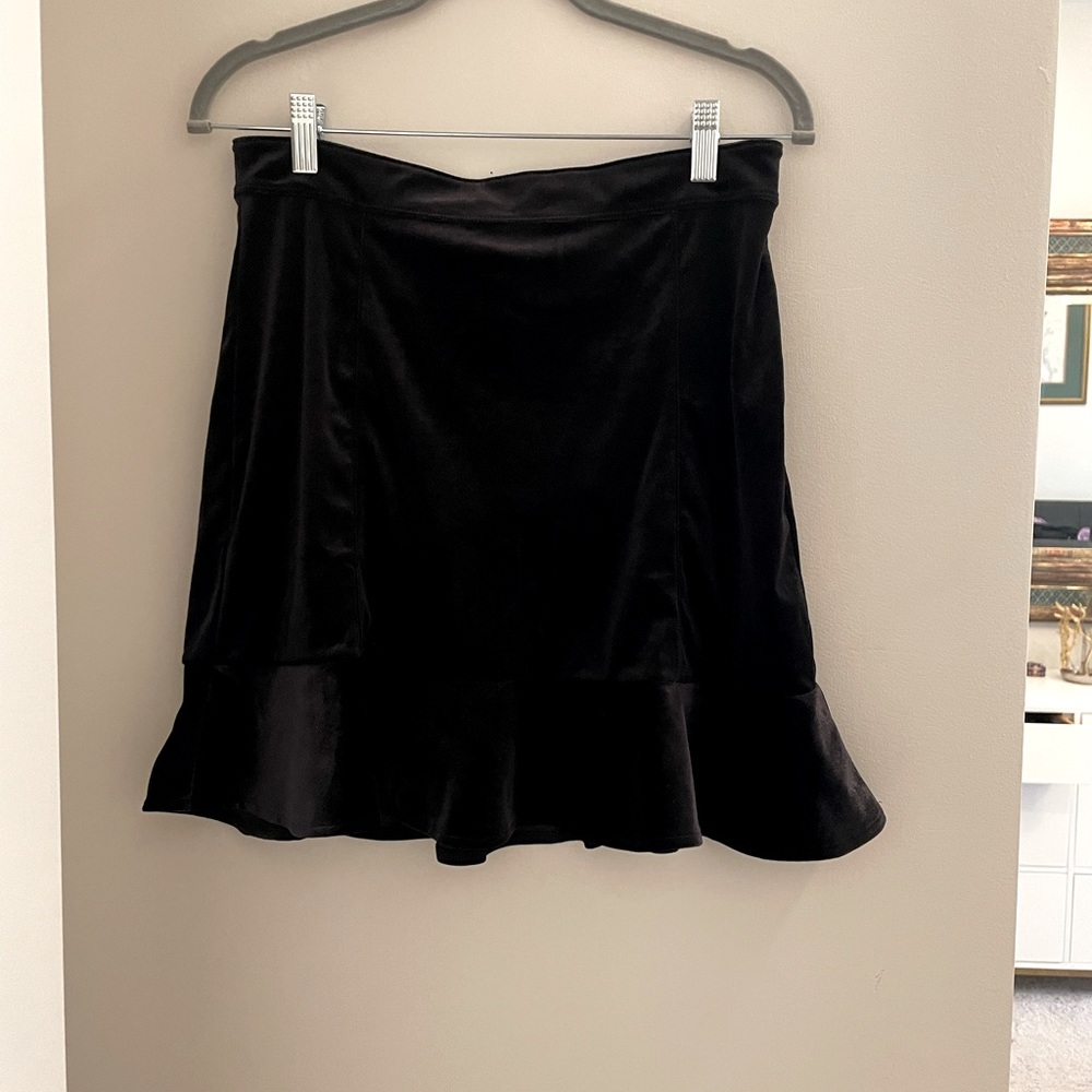 Velvet mini skirt